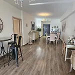 Apartment Vintage